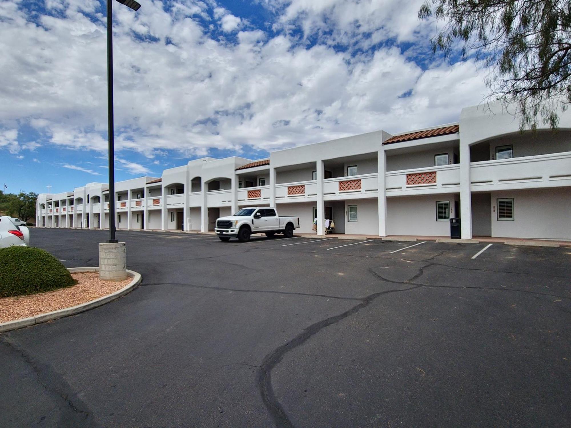 Los Viajeros Inn Wickenburg Exterior photo